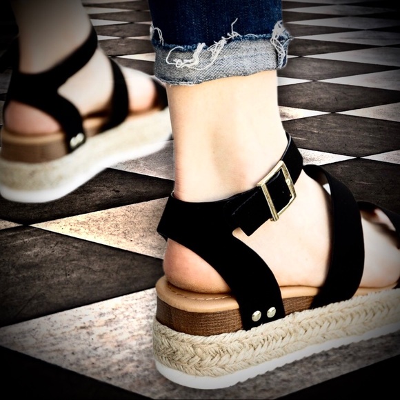 NEW! Soda Bryce Black Flatform Espadrille Sandal - Picture 3 of 11